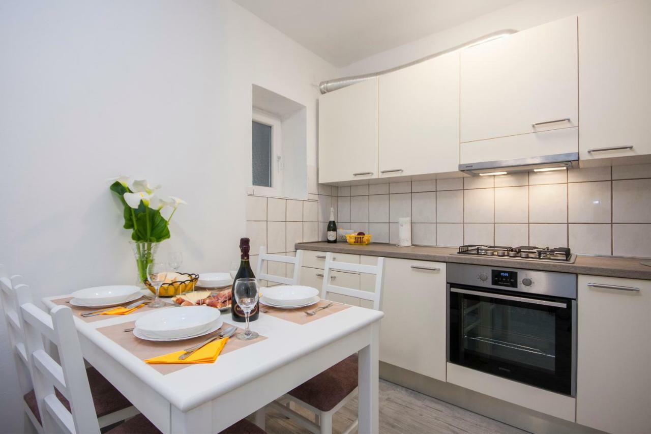 Apartment Marsela Sibenik Luaran gambar